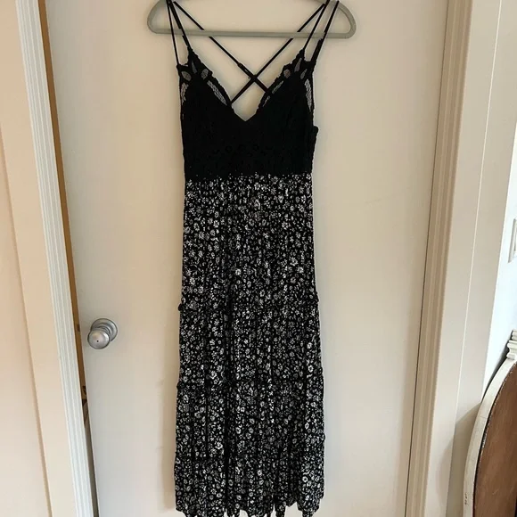 lace chiffon short dress Lace Embellished Bodice Chiffon Short Graduation Dress main image 0